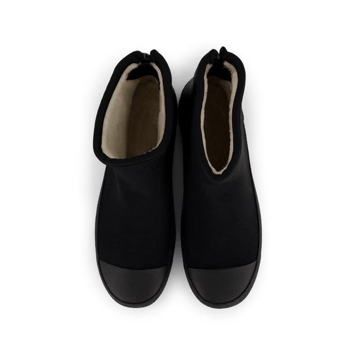 Arch Hybrid Black