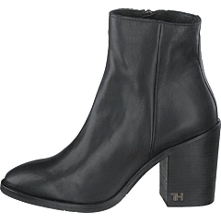 Mono Color Heeled Black