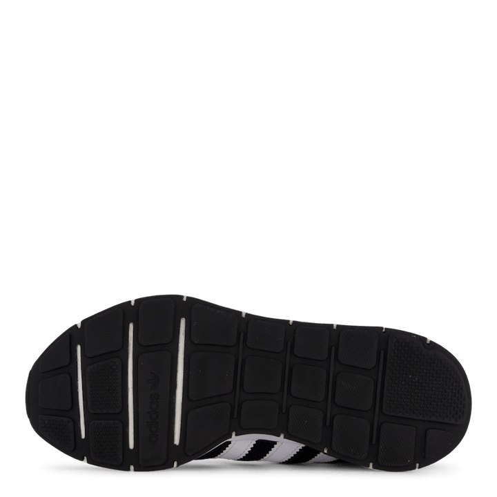 Swift Run Rf Core Black/ftwr White/core Bla