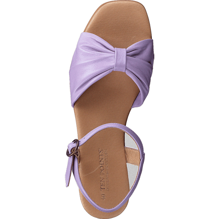 Madeleine Lilac