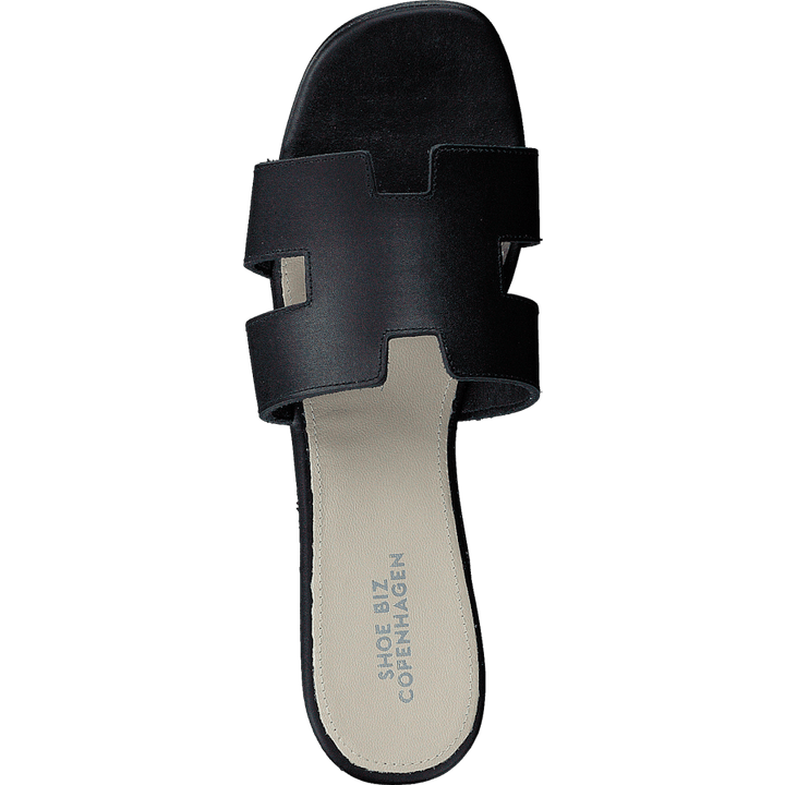 Claire Plain Black