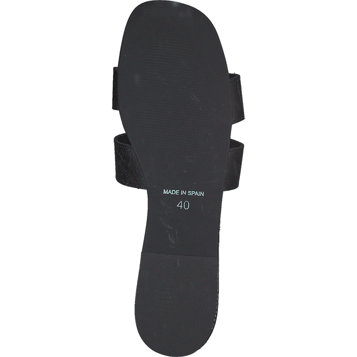 Claire Plain Black