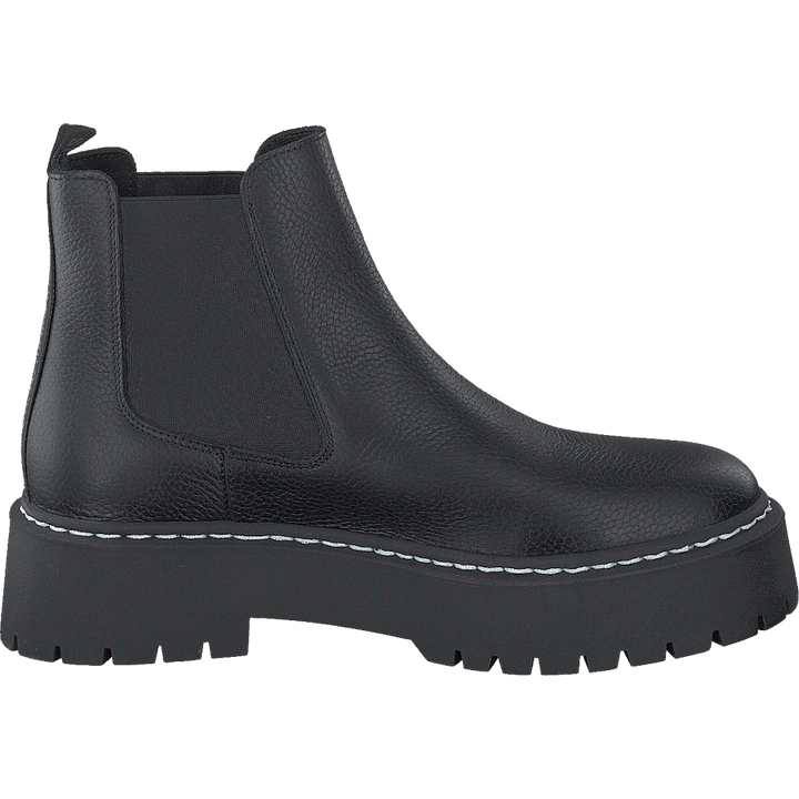 Veerly Black Leather