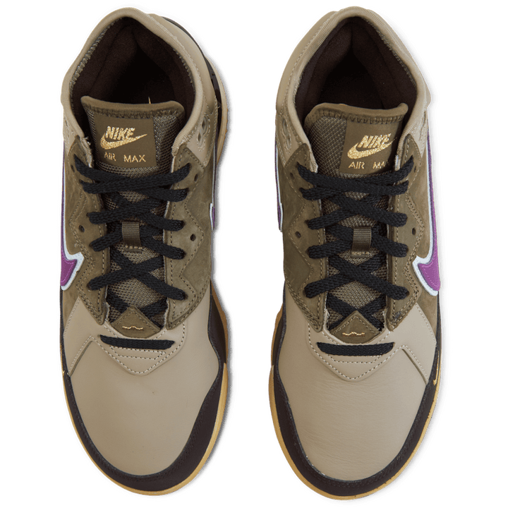 LeBron XVIII Low