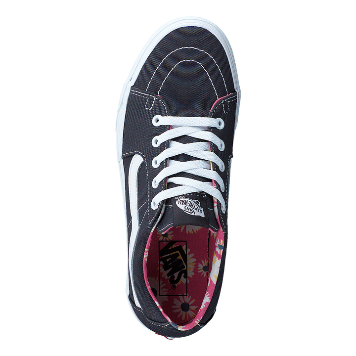 Ua Sk8-low (smelltheflwrs)asphlttrwt