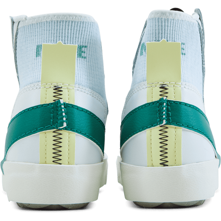 Nike Blazer Mid &