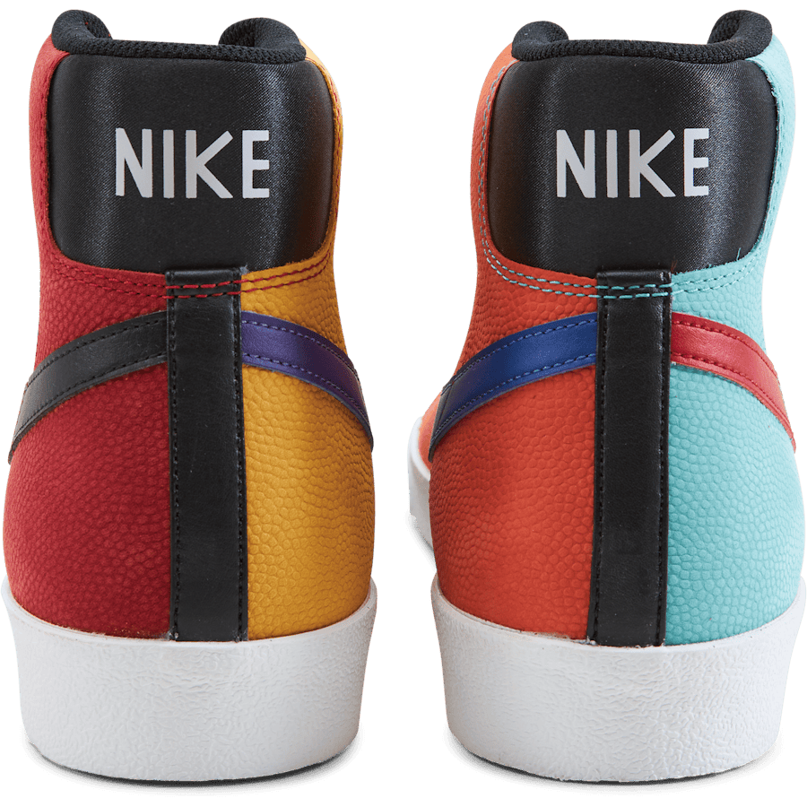 Nike Blazer Mid &