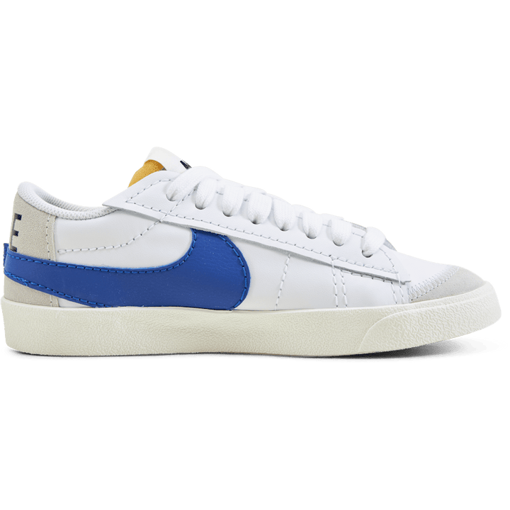 Nike Blazer Low &