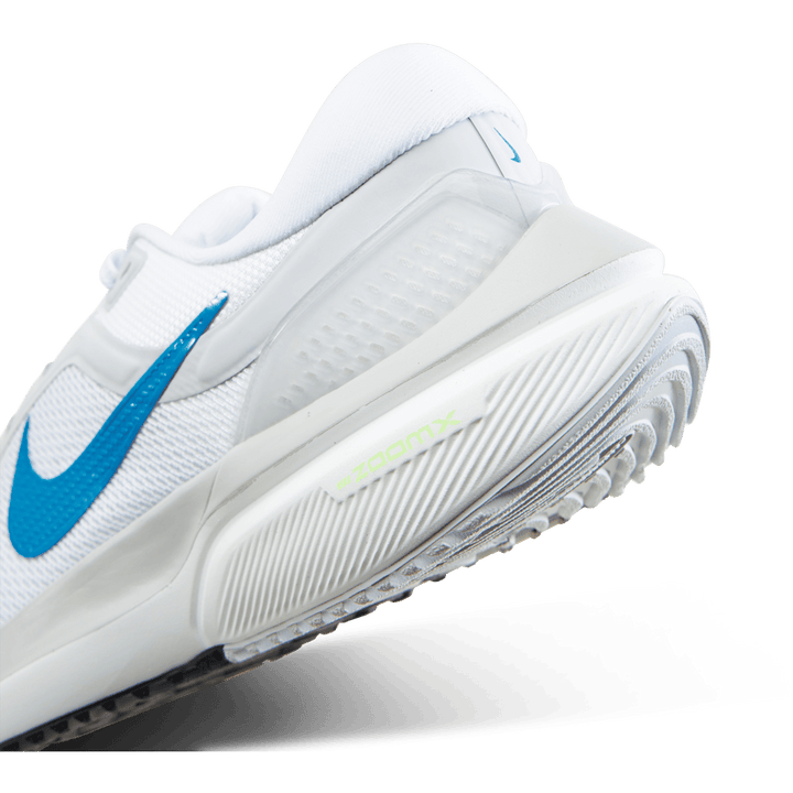 Nike Air Zoom Vomero 16