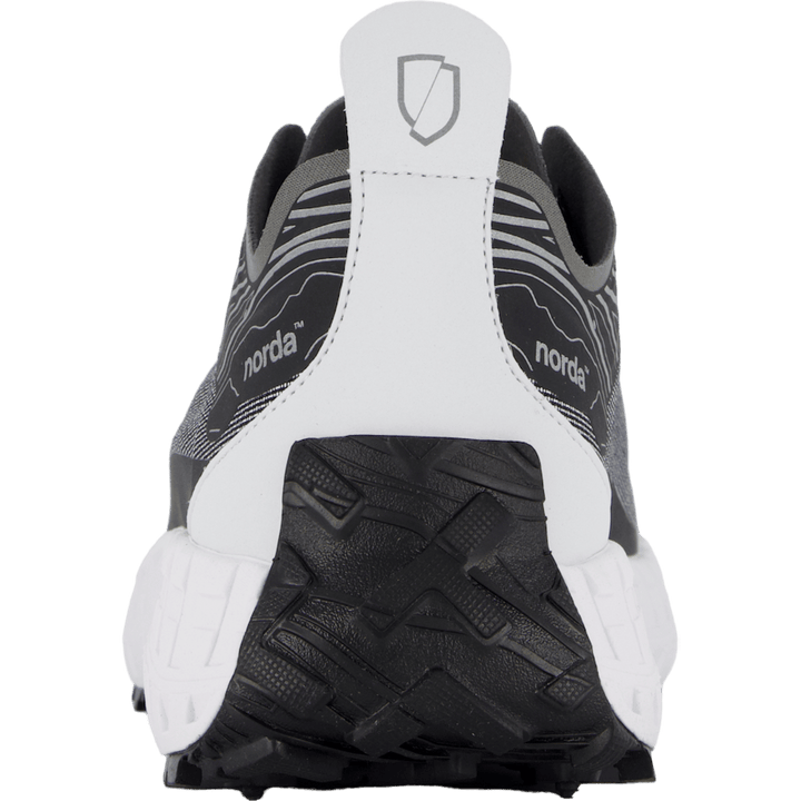 Norda N001 Black/white
