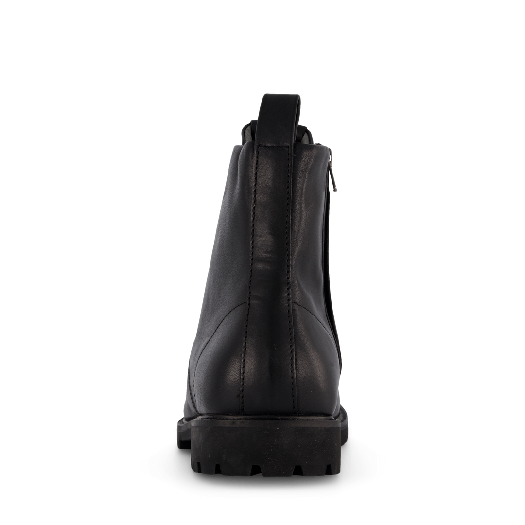 SG33 Black
