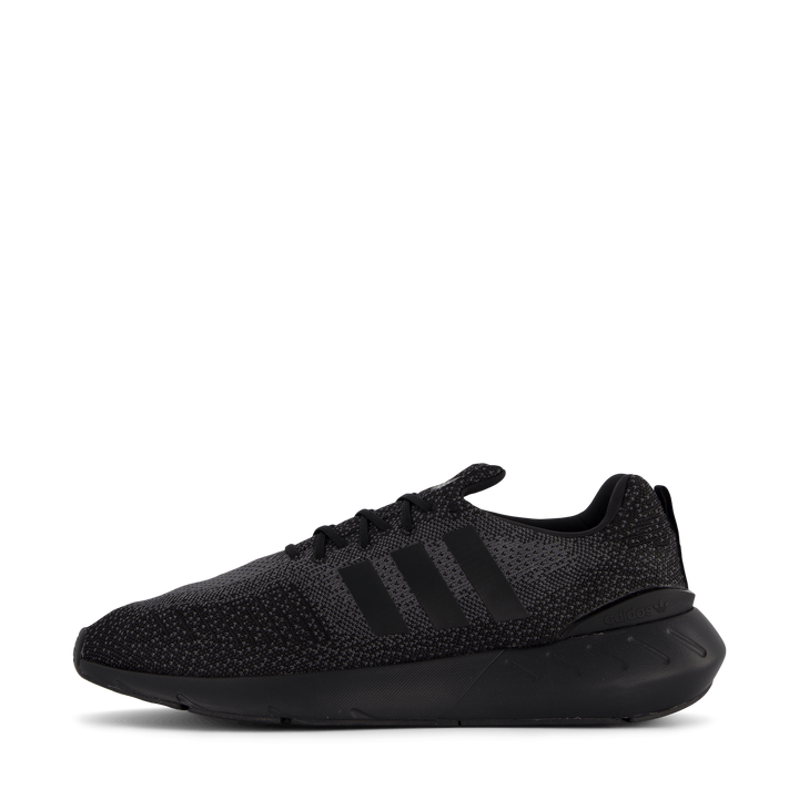 Swift Run 22 Core Black / Core Black