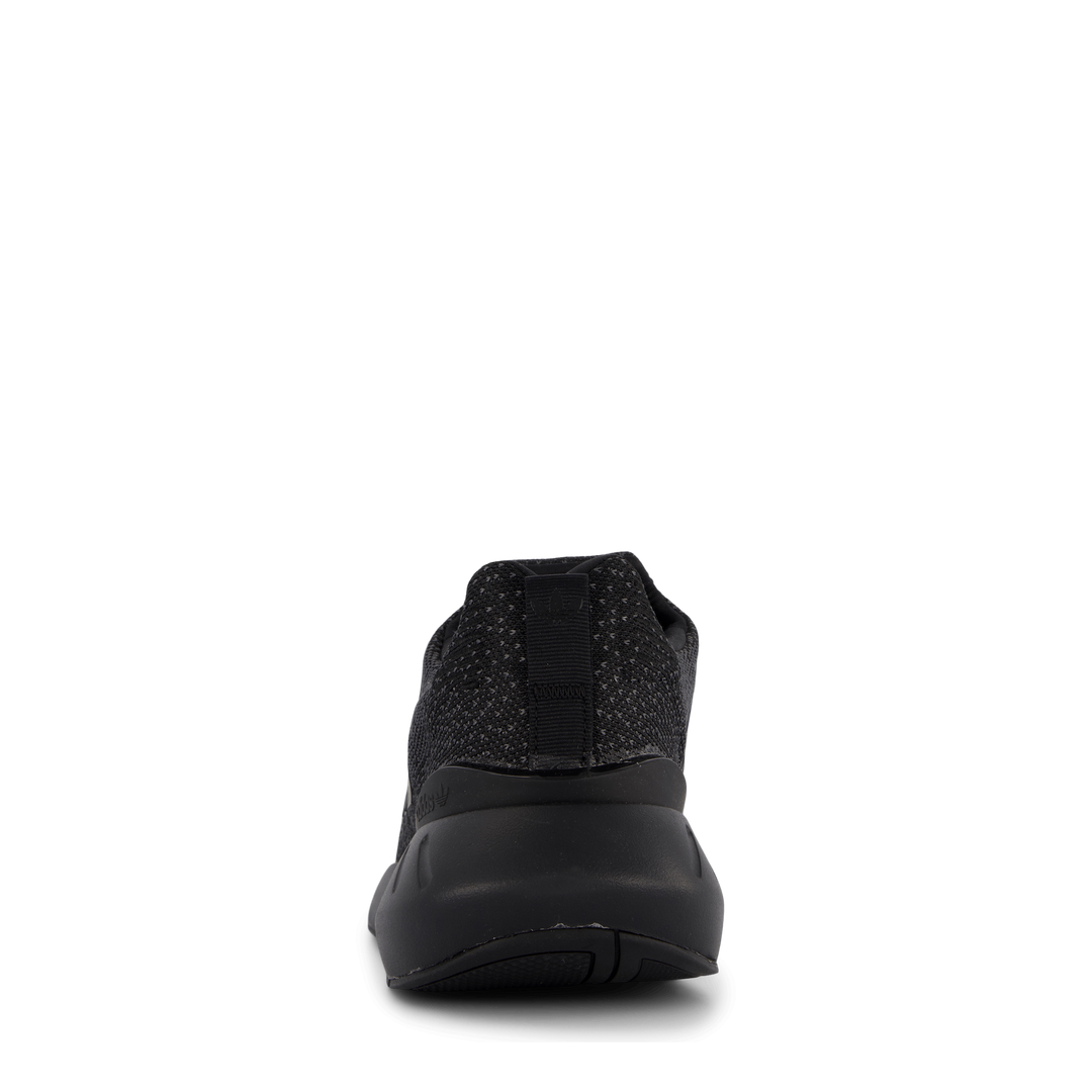 Swift Run 22 Core Black / Core Black