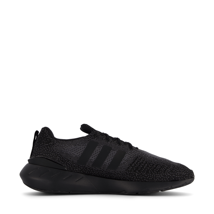 Swift Run 22 Core Black / Core Black