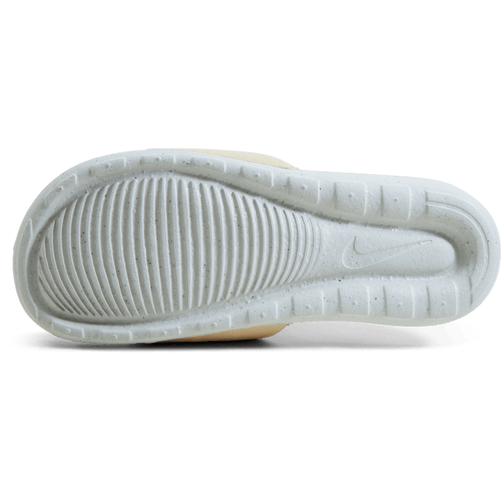 Nike Victori One