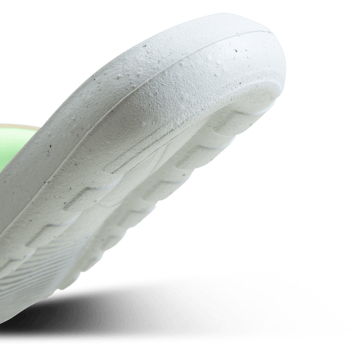 Nike Victori One
