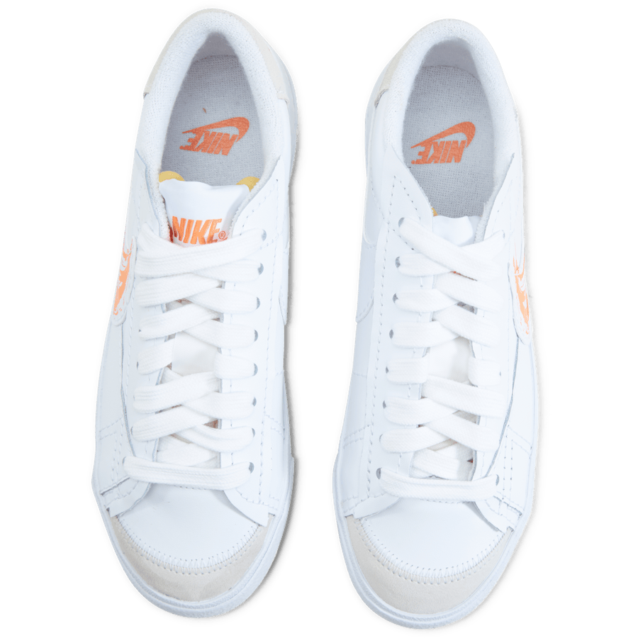 Nike Blazer Low &