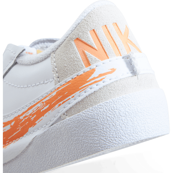 Nike Blazer Low &