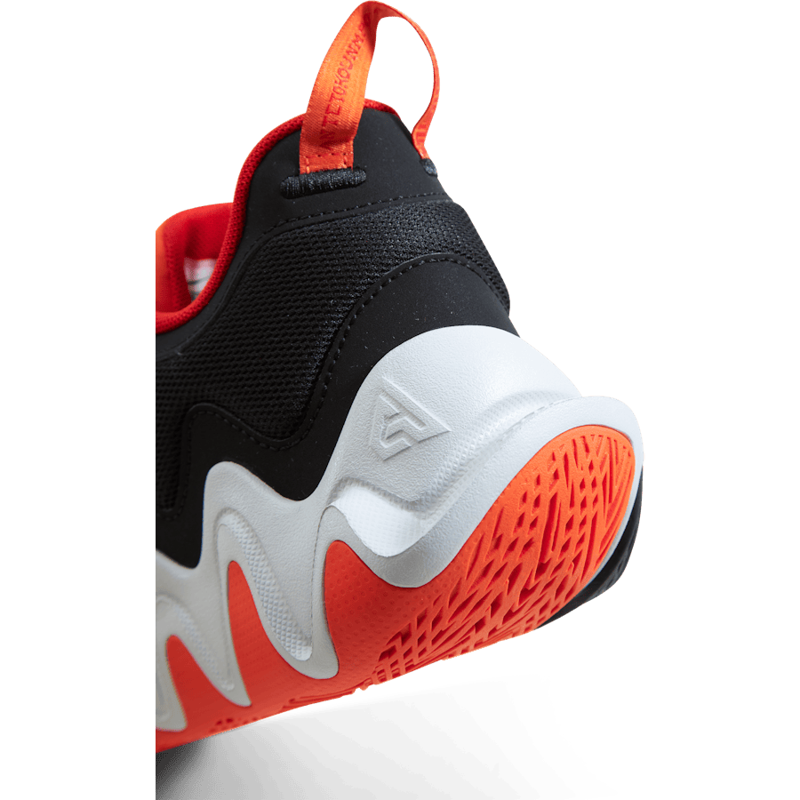 Nike Giannis Immortality 2