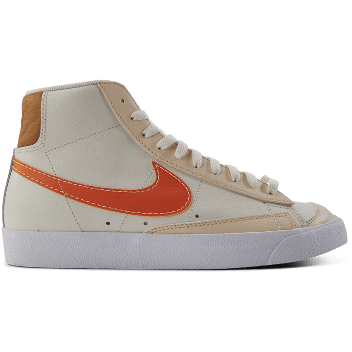 Blazer Mid &
