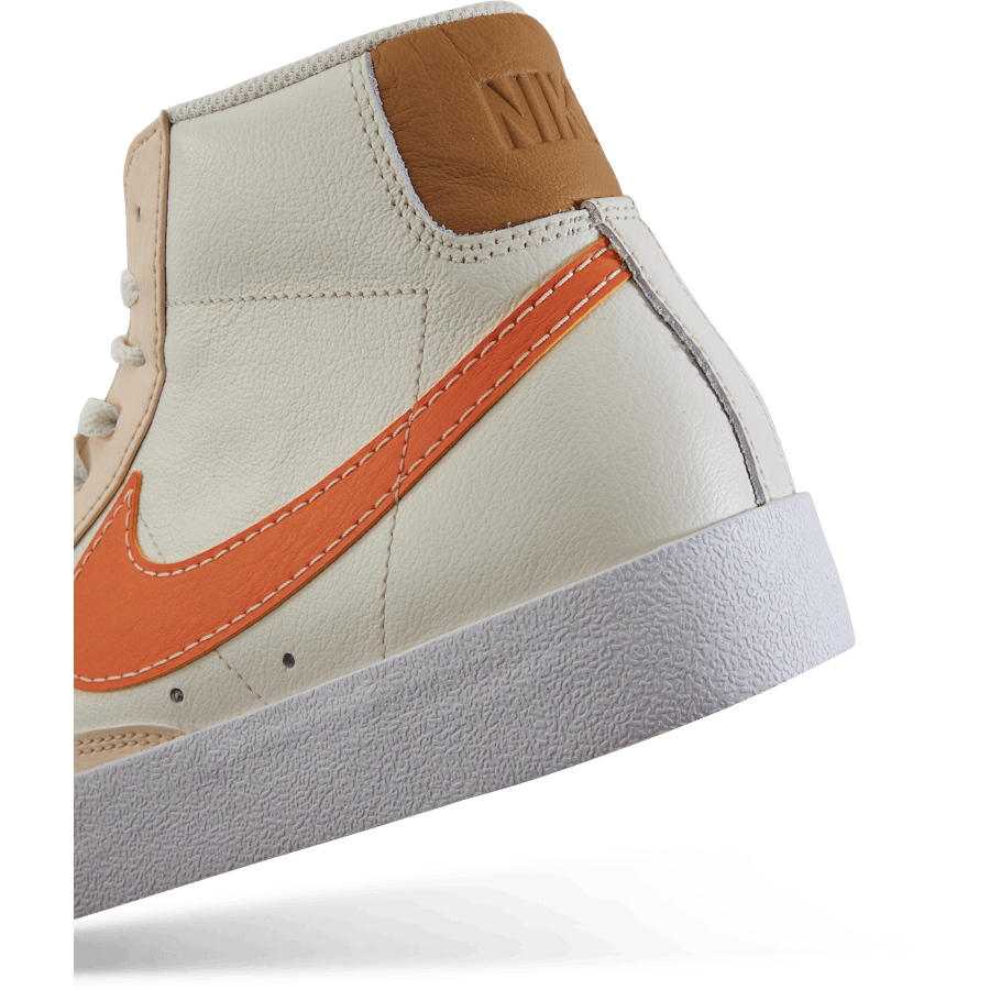 Blazer Mid &