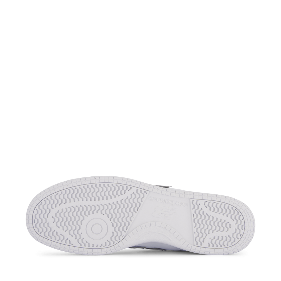 480 White