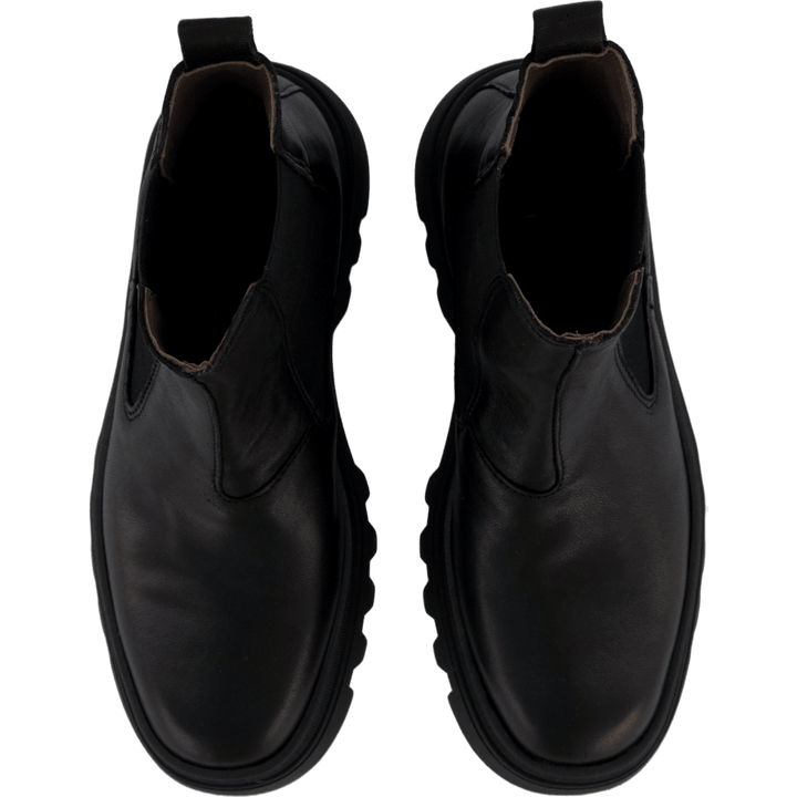 Hedda 101 Black