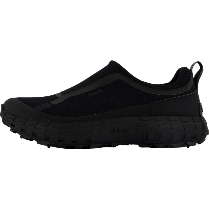 Norda 003 Pitch Black