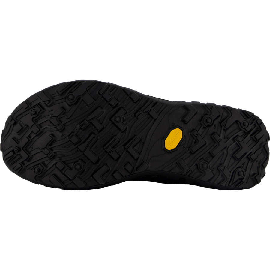 Norda 003 Pitch Black