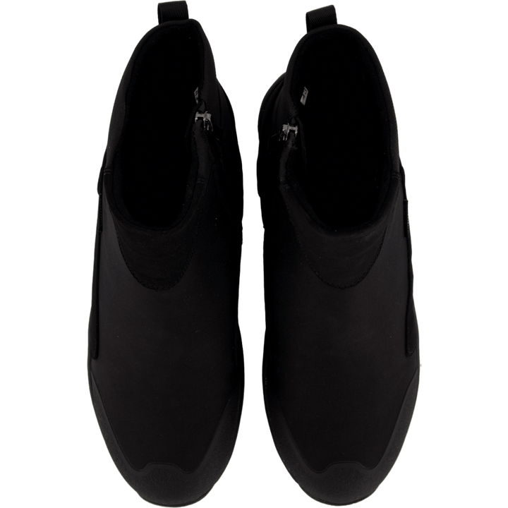 Pinner M Studs Black