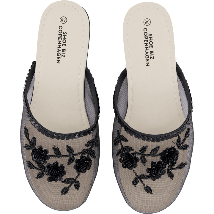 Pomona Black