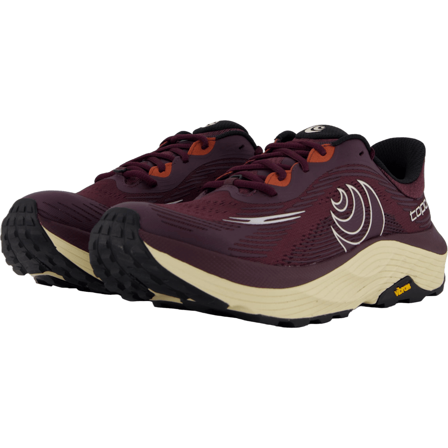 Ultraventure 5 Wide Maroon/tan by Topo