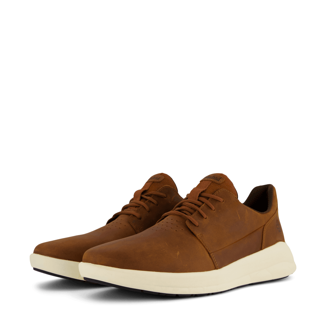 Bradstreet sneaker sales