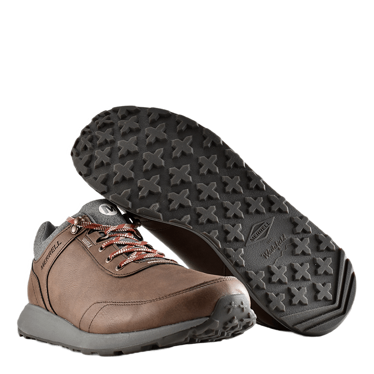 Capron Bracken