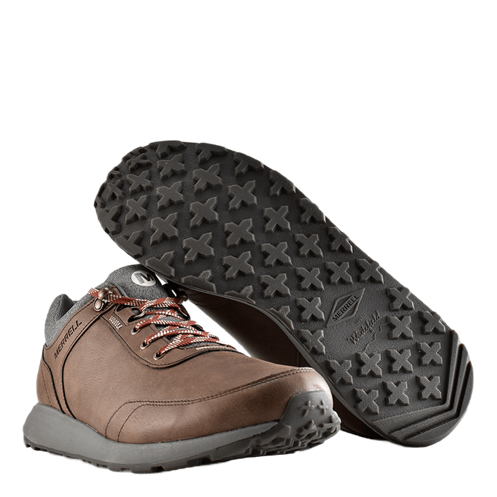 Capron Bracken